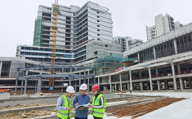 杨邦胜设计公司现场设计师跟进酒店项目落地施工 杨邦胜设计公司现场设计师跟进酒店项目落地施工