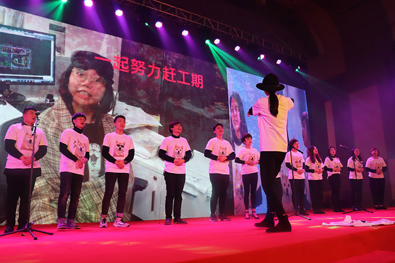 2018YANG样红迎新晚会 研发部和效果图部原创改编《难忘今宵》 2018YANG样红迎新晚会 研发部和效果图部原创改编《难忘今宵》