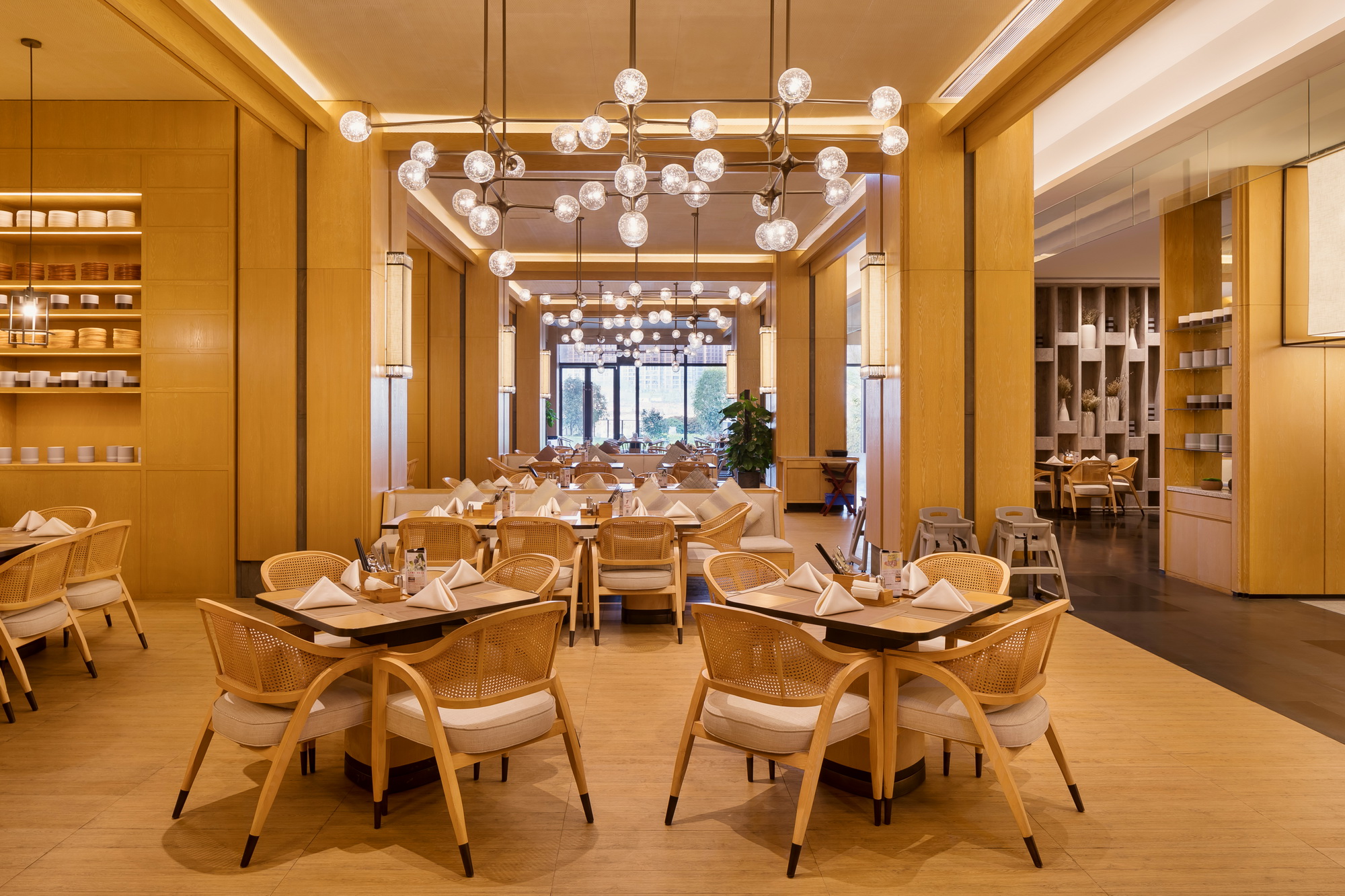杨邦胜设计度假酒店作品_南昌皇冠假日酒店 杨邦胜设计度假酒店作品_南昌皇冠假日酒店
