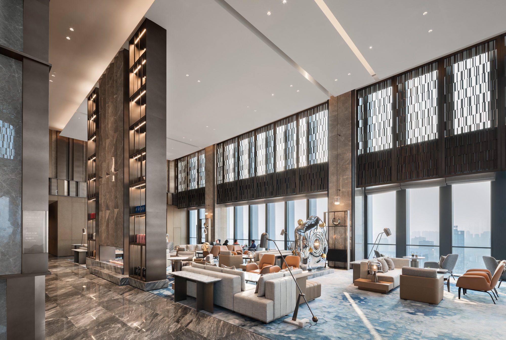 YANG设计-重庆高科希尔顿酒店-大堂吧.JPG YANG设计-重庆高科希尔顿酒店